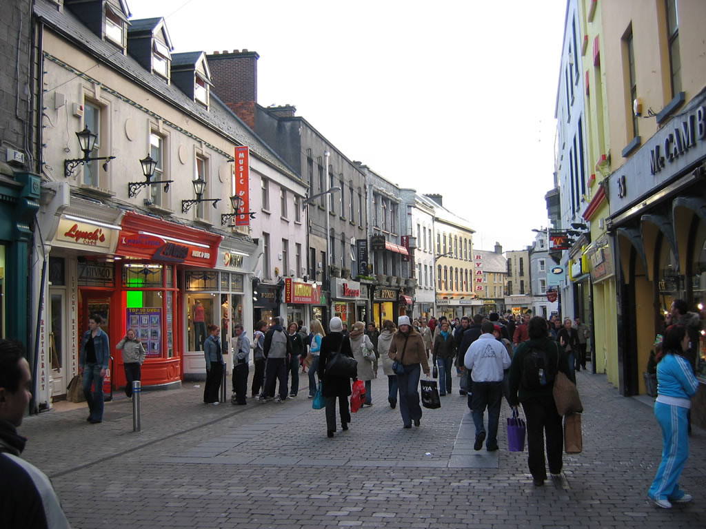 Galway Street View - Irlanda - Jump!